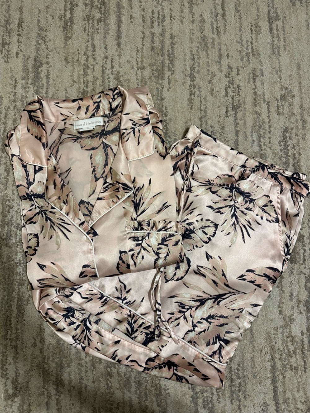House of Harlow 1960s Tropical Satin PJ Set